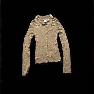 Abound 
Women's Tan Button-Up Ribbed Top
Size Small 
NWT